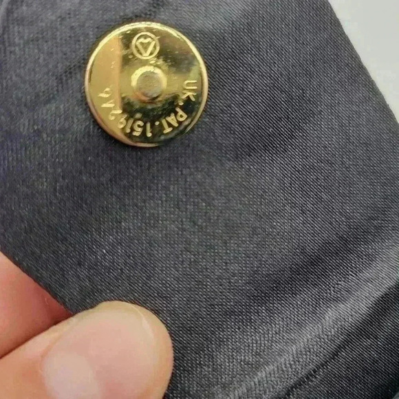 Vintage Crossbody Jim Thompson Silk Purse Black & Gold - Picture 15 of 16